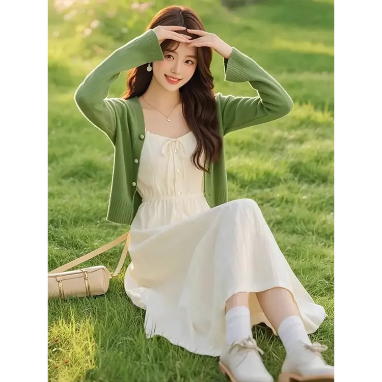 夏装搭配一整套清纯甜美外搭开衫高级感绿色花边吊带裙两件套套装