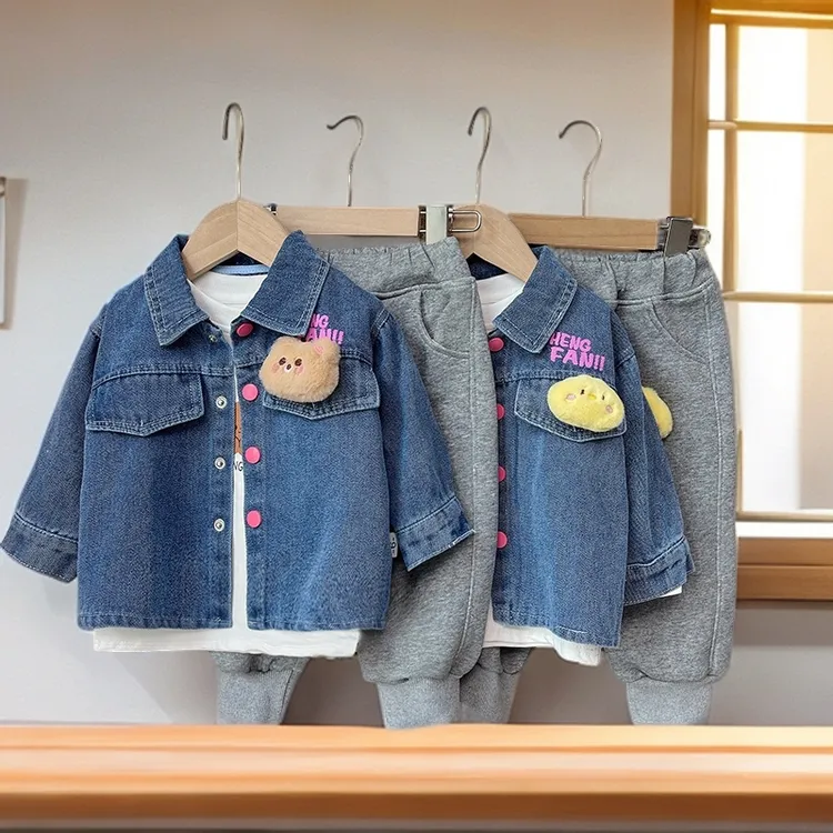 女童秋装2025新款儿童洋气卡通花朵牛仔三件套女宝休闲衣服春套