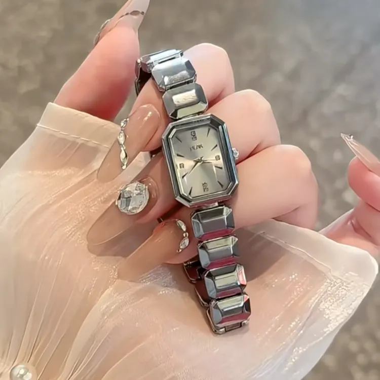 匹克官方正品女士手表简约百搭防水石英小方表女轻奢气质小众时尚