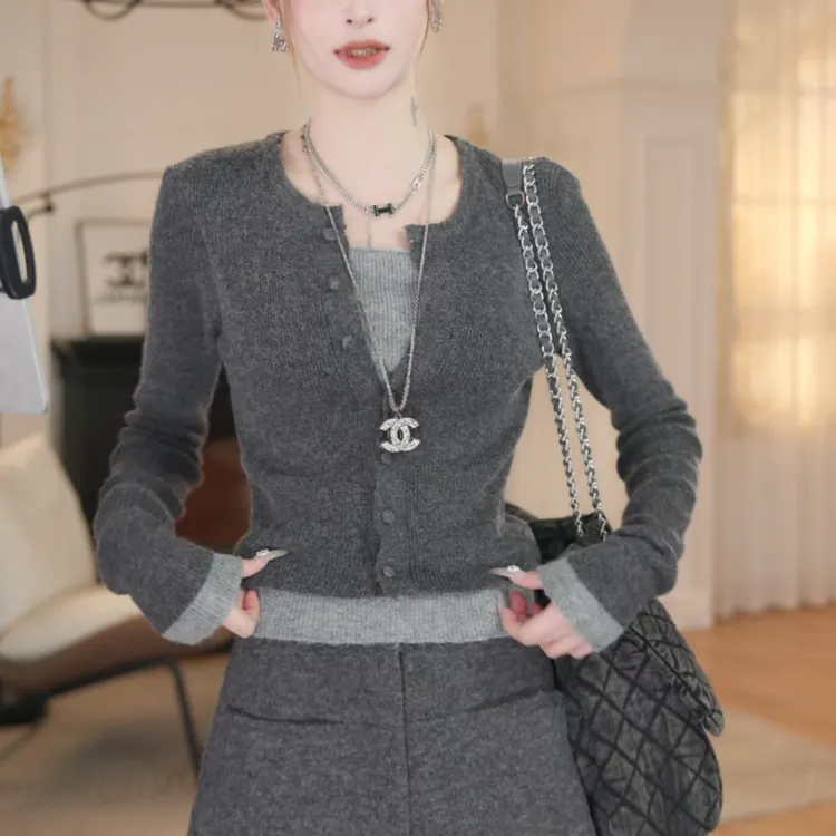 秋冬新款厚针织衫打底衫时尚假两件毛衣显瘦修身上衣女LK2508572