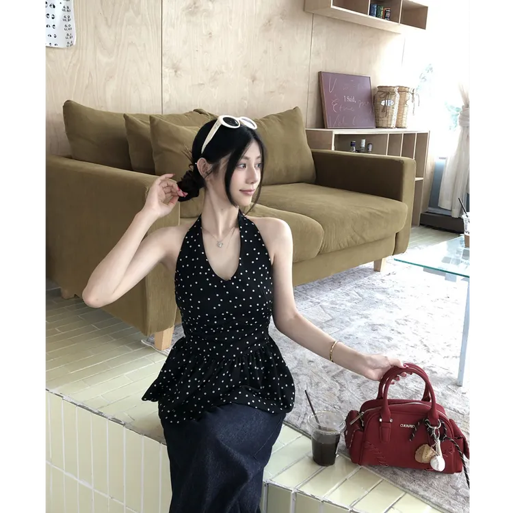 【带内衬】法式黑色波点v领挂脖背心夏季花苞收腰美背外穿辣妹上衣