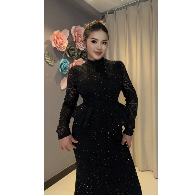 9883【古丽米热包邮】千金名媛风蕾丝烫钻假两件拼接高级女装连衣裙