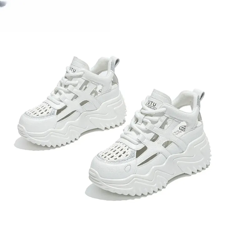 网红同款包头凉鞋女夏季新款镂空洞洞鞋不累脚厚底增高休闲运动鞋