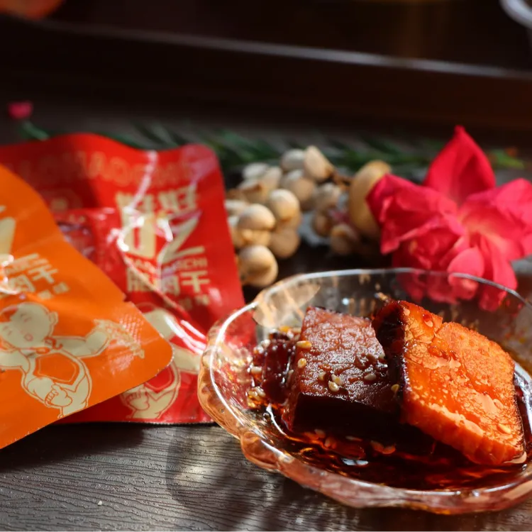 惜尔康惜尔康腊肉干传统风味美食深夜零食水晶办公室充饥零食