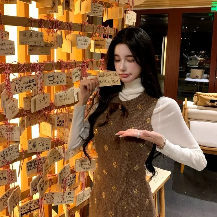 时尚套装秋冬小香风连衣裙背心裙内搭外穿圣诞战袍千金跨年穿搭