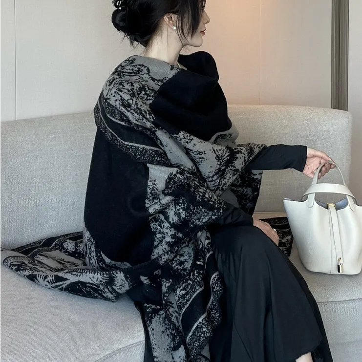 小众设计感开叉斗篷大披肩女秋冬空调房保暖双面针织高端披风外搭
