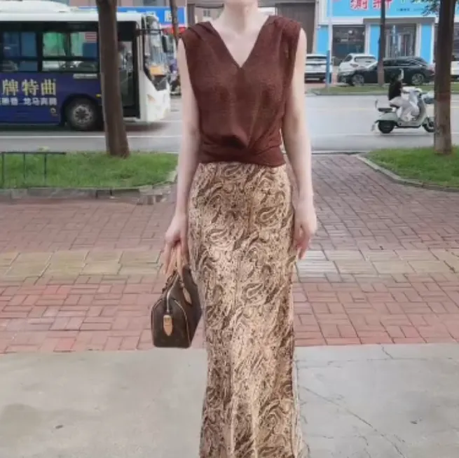 2025夏季时尚潮流百搭精品女装欣xiaz