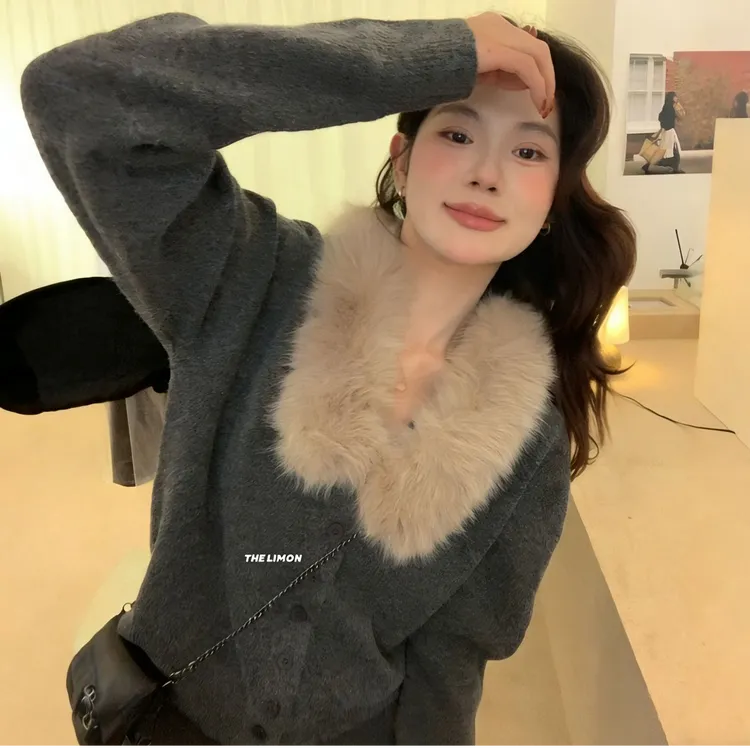 韩系灰色拼接毛领开衫毛衣外套女秋冬宽松慵懒风外穿软糯针织上衣