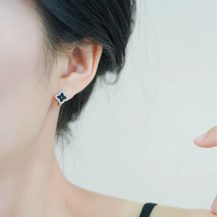 铜合金耳饰 黑色锆石四叶花朵耳扣轻奢小众高级感时尚气质耳环女