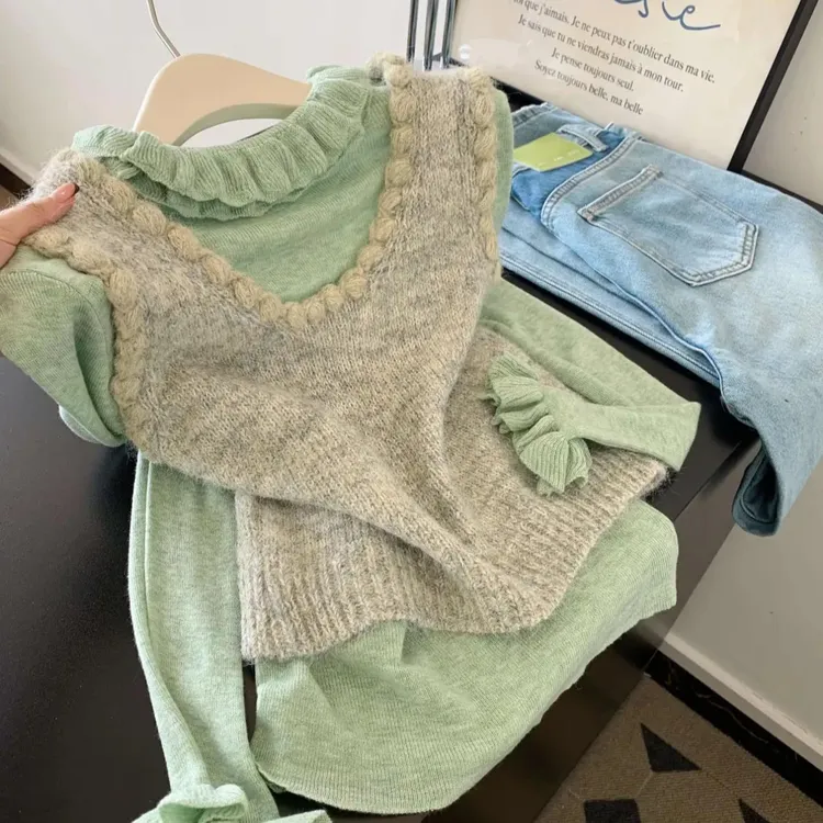 温柔风针织马甲长袖打底衫女秋冬新款叠穿绿色大码时尚套头上衣潮