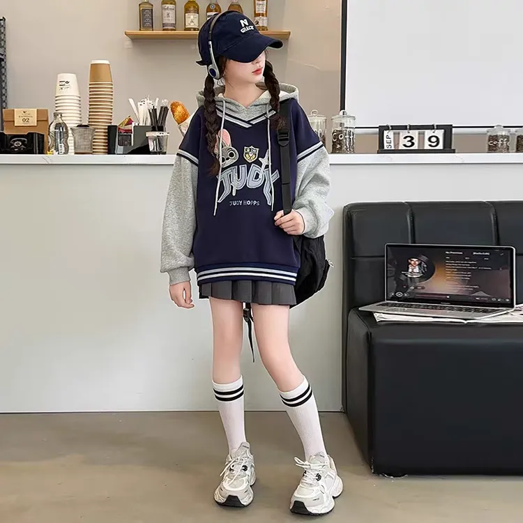 女童卫衣秋季2025新款儿童秋装超好看连帽外套朱迪兔警官上衣童装