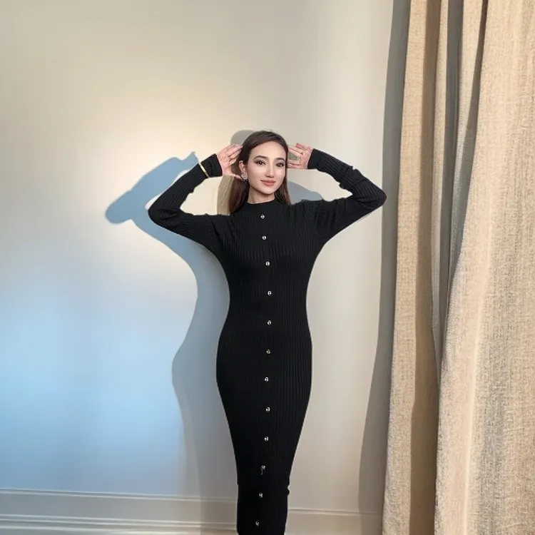 【2233】2025年新款连衣裙气质长袖针织时尚中长款修身显瘦收腰