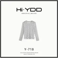YDD•「Y-718」薄款字母满印夏季凉感微透圆领长袖防晒上衣 XZ-8248