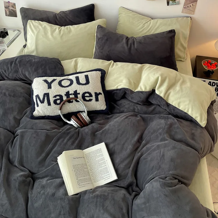 冬季加厚保暖加绒亲肤床上用品四件套牛奶绒法兰绒珊瑚绒被套床单