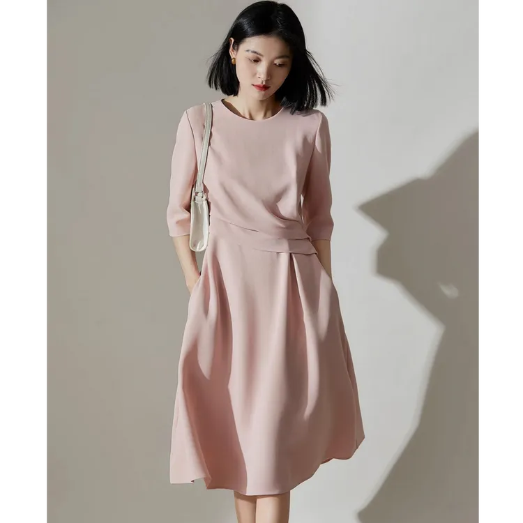 大码高端轻奢仿醋酸连衣裙女夏季胖mm法式气质收腰捏褶显瘦中长裙