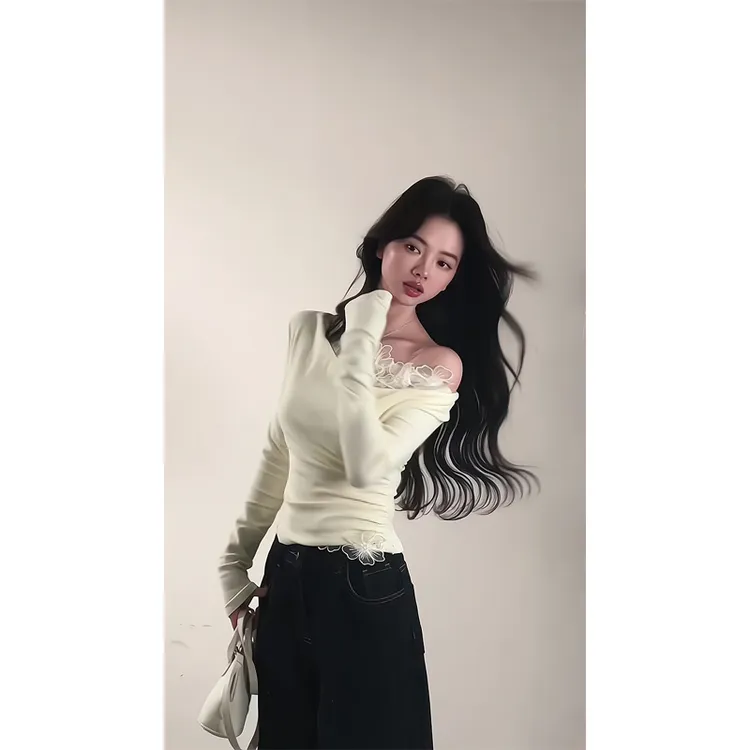 御姐风纯欲性感斜肩蕾丝拼接上衣杏色T恤微喇牛仔裤阔腿马蹄裤子