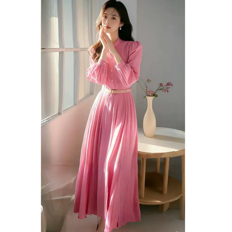 粉色衬衫连衣裙女早秋新款法式高腰显瘦设计感百褶轻熟风气质长裙