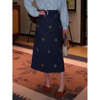 芷莹 25年新款显瘦高腰印花复古港风半身裙#S14139