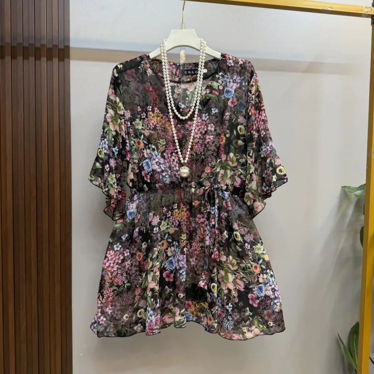 夏季新款大码女装时尚气质V领腰抽绳百搭显瘦轻薄透气舒适大衫