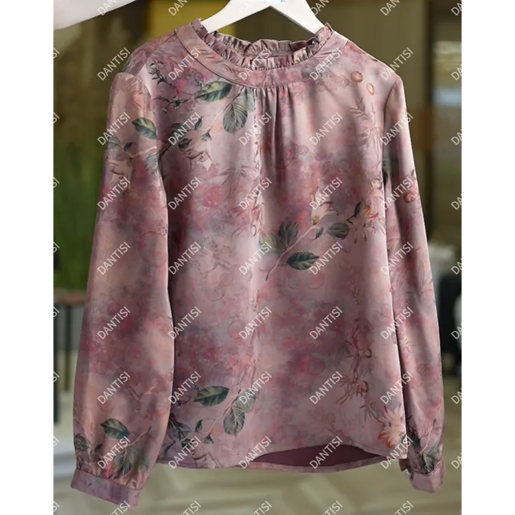 云岫《非遗美学》1735复古风柔美粉调花卉印花雪纺上衣