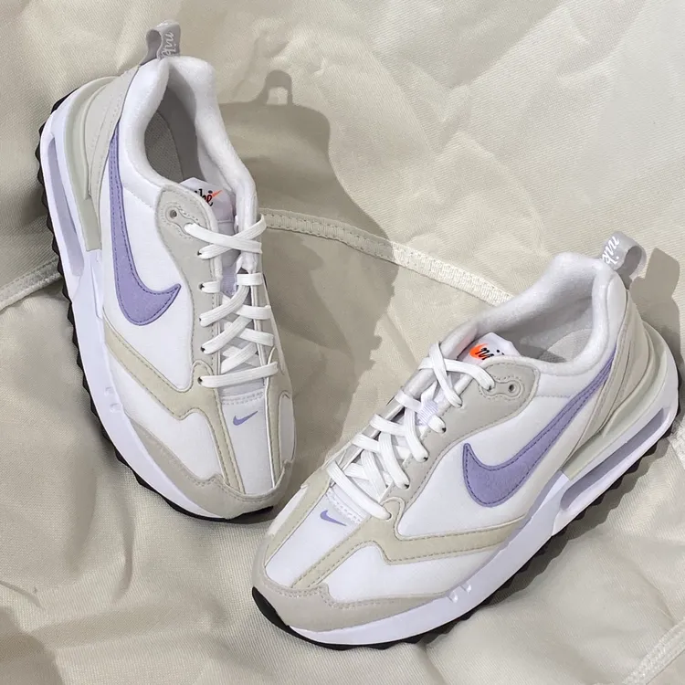 NIKE/耐克Air Max Dawn男女气垫增高轻便减震透气复古跑鞋休闲鞋