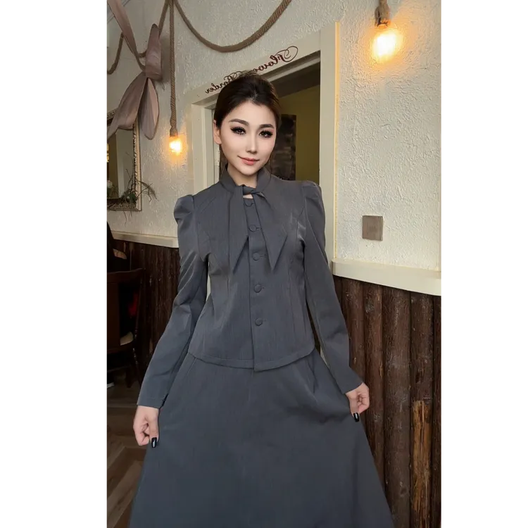 1012【古丽店铺】时尚气质网红减龄气质套装