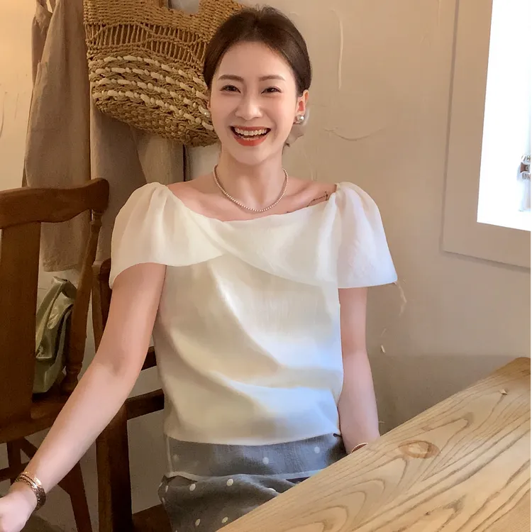 SUNCC现货 春雪 夏季仙气优雅高级百搭韩系小众显瘦纱感气质上衣