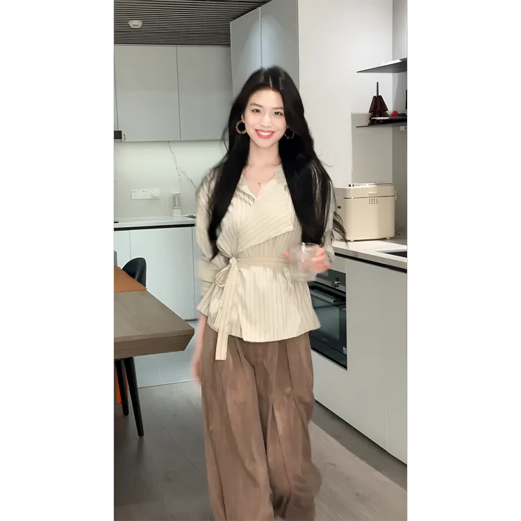 MARIE.COCO早秋季韩系设计感不规则衬衫上衣女高腰垂感休闲裤套装
