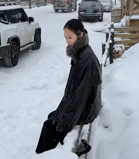 宝儿家 / lmr新贵皮衣 复古怀旧多口袋拼接毛绒显瘦羽绒皮衣