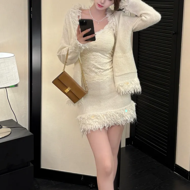 GUIDI GUDI【绒绒小雪】轻奢感流苏时尚浪漫风两件套套装/黄加蓝