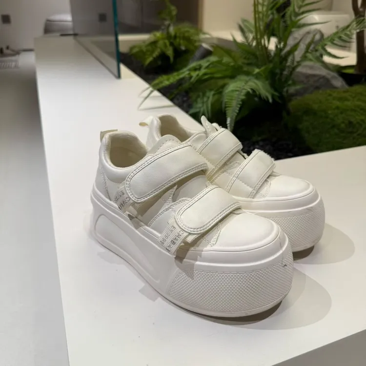 YX八XZ20251124新款加绒厚底魔术贴小白鞋百搭时尚韩版