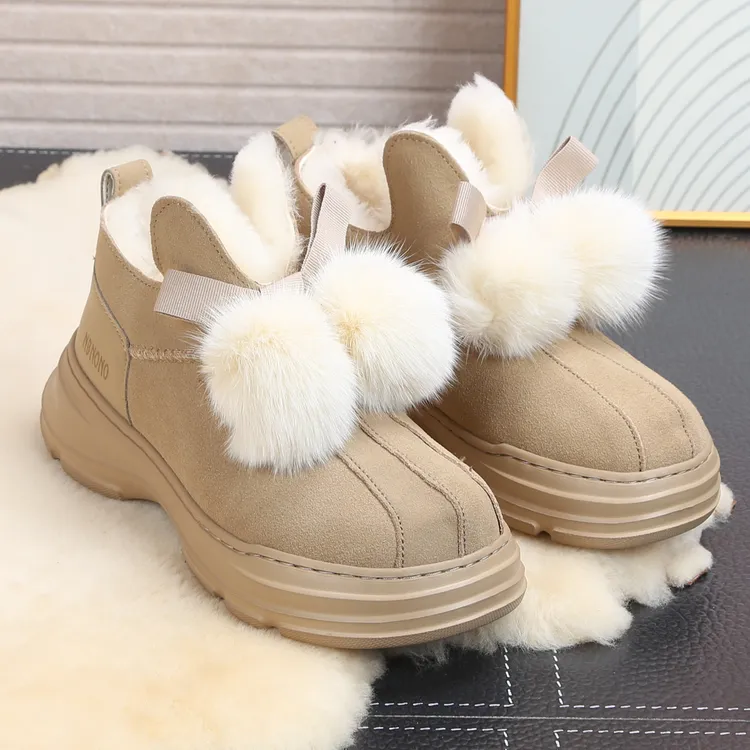 牛皮纯羊毛防滑厚底保暖大棉鞋短筒2024新款加绒雪地靴女皮毛一体
