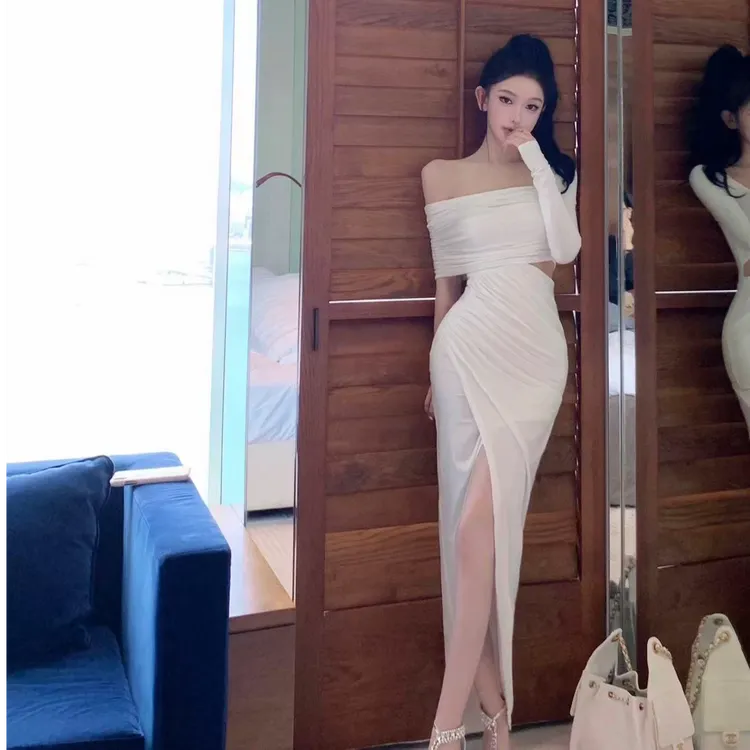 2025早秋新款法式纯欲高级感小众简约气质轻奢鱼尾修身礼服连衣裙