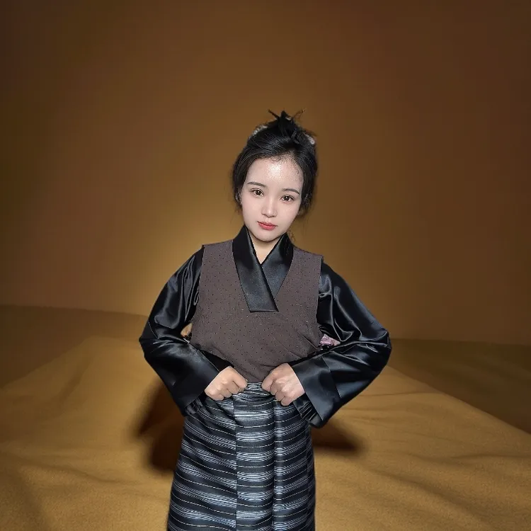 博拉裙➕衬衣➕梆典（从拉萨发货）