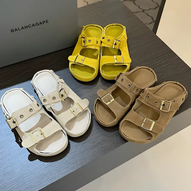 真皮版凉拖鞋女夏外穿2025新款超火绝美配裙子软底厚增高勃肯拖鞋