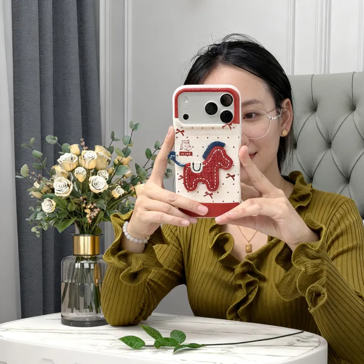 刺绣小马新年手机壳适用华为P70小米VIVO荣耀OPPO苹果iphone17PM