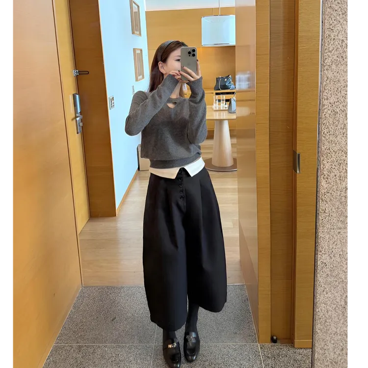 韩系时髦设计感套装爱心镂空针织衫女装秋季翻边拼接休闲裤两件套