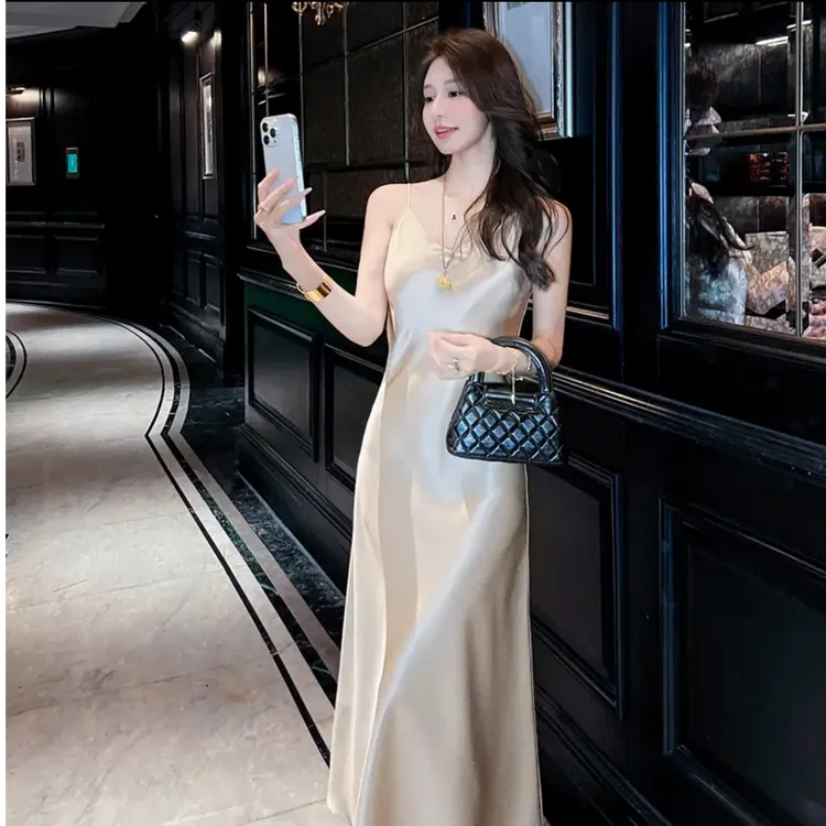 【送飘带】法式气质吊带连衣裙高级极简风显瘦纯色长裙