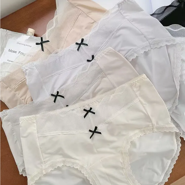 法式少女蝴蝶结冰丝裸感高弹力加长裆中腰透气三角奶皮女士内裤