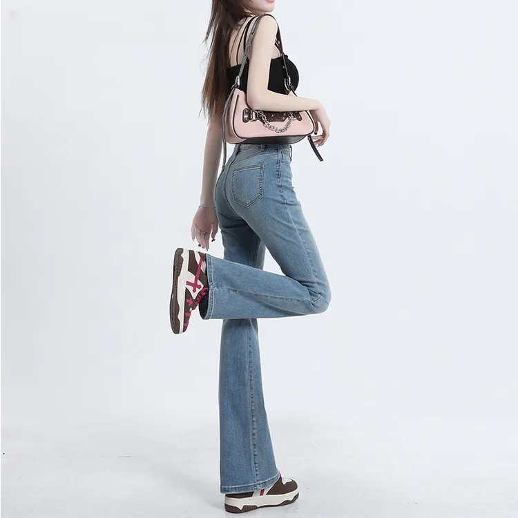 浅色微喇牛仔裤女夏季2025新款高腰复古百搭显瘦喇叭马蹄裤子