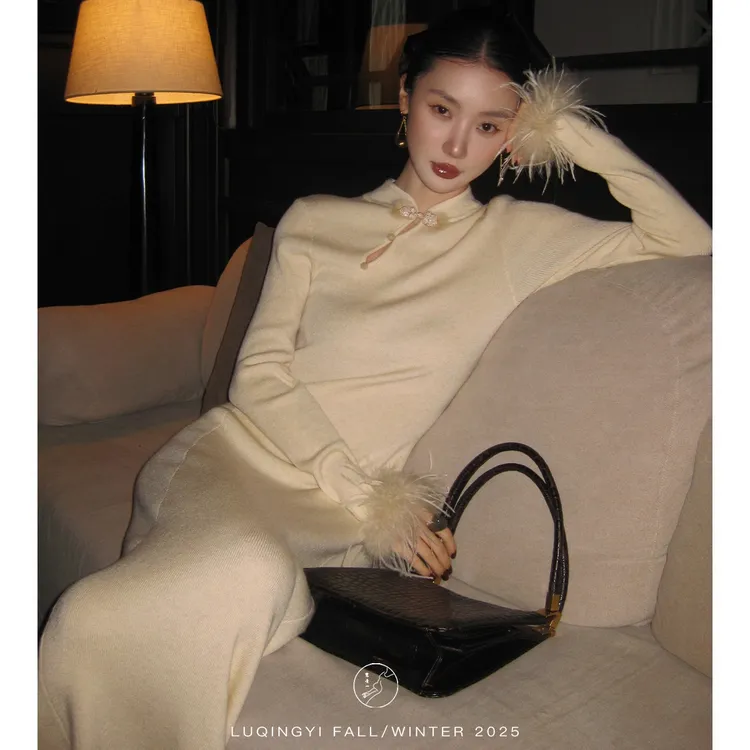 【留仙】轻中式羊毛针织连衣裙女冬季斜襟鸵鸟毛打底裙套装