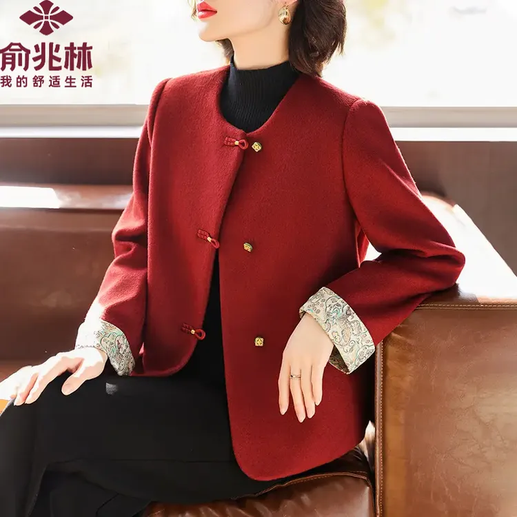 俞兆林妈妈秋装高档短款外套40岁中老年女装秋冬气质小香风上衣