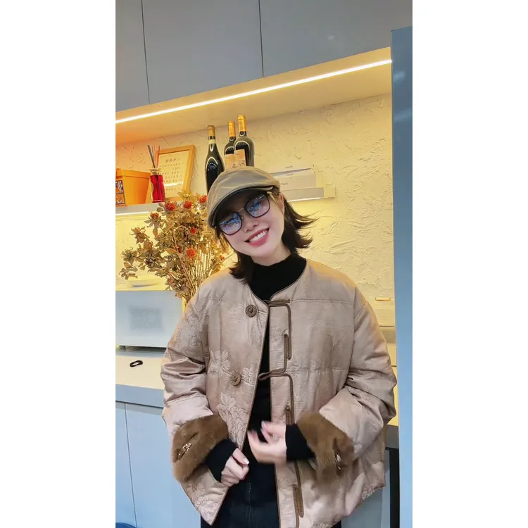 【MIXCITY亚楠家】小渔羽绒◆国风提花水貂毛拼接鹅绒服外套9311