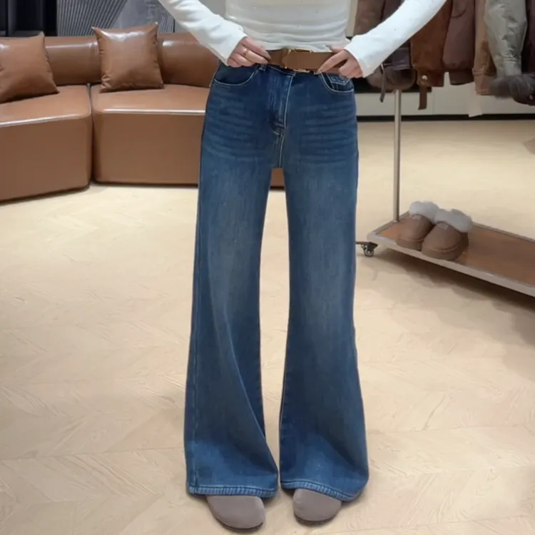 冬季加绒渐变水洗高腰显瘦直筒微喇牛仔裤带腰带LK2508839