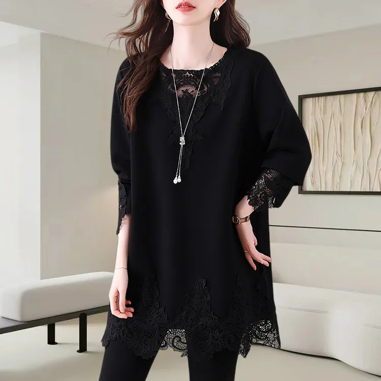 2025秋冬新款女大码中长打底卫衣刺绣蕾丝拼接宽松显瘦气质大衫