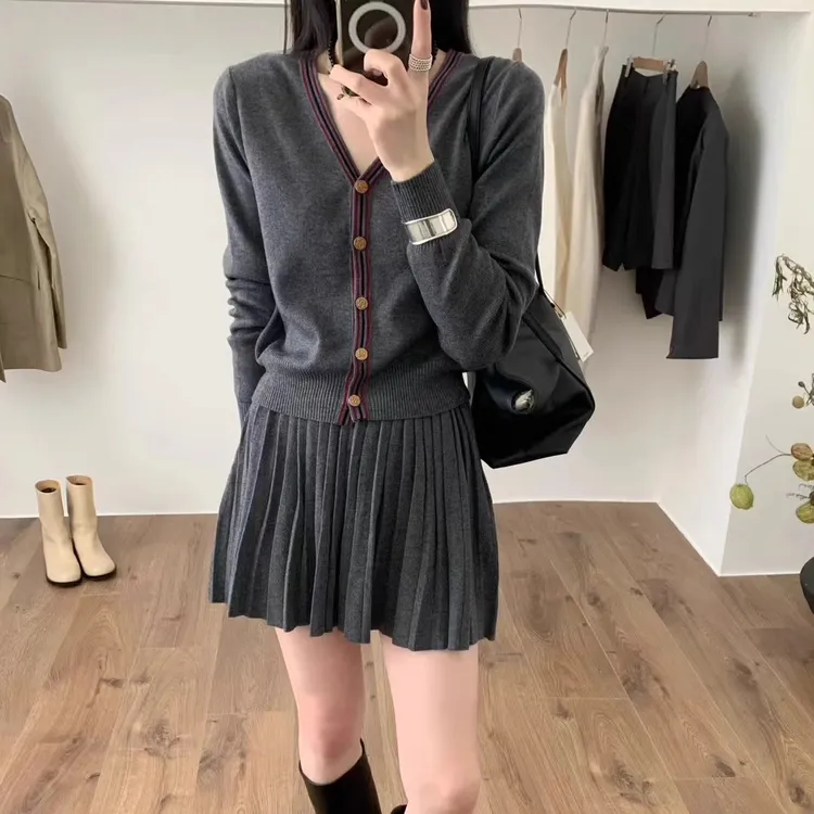 学院风套装裙女春秋季新款针织开衫外套高腰显瘦百褶半身裙两件套