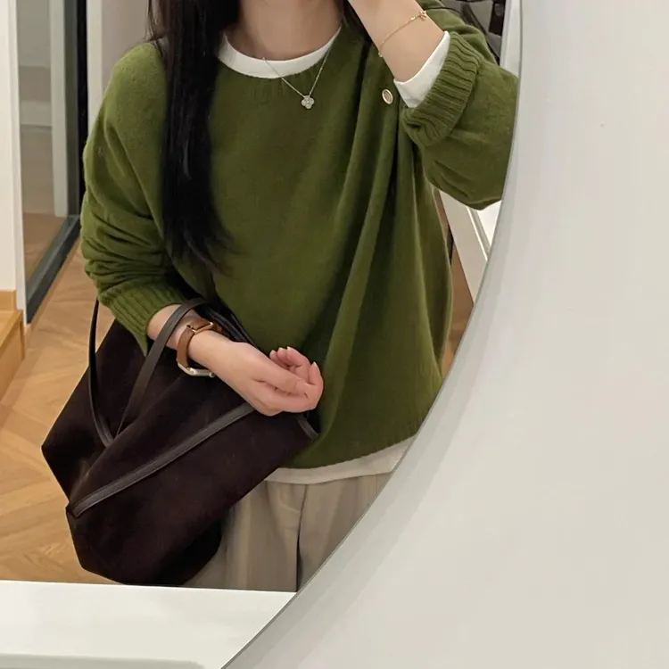 宽松显瘦圆领纯色毛衣女2025秋冬新款韩版可外穿慵懒针织衫上衣