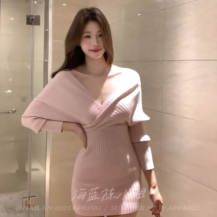 韩国纯欲一字领露肩收腰连衣裙女秋冬小心机性感OL针织毛衣包臀裙