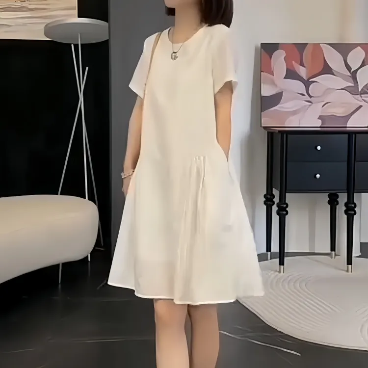 2025秋季时尚显瘦赫本风裙子宽松甜美风短袖连衣裙设计感气质女装