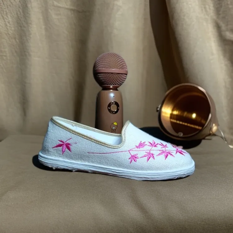 时尚棉麻【刺绣】手工轻便透气女鞋休闲一脚蹬千层底布鞋